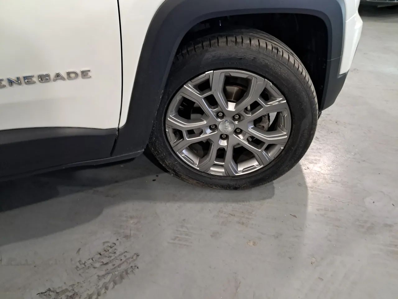 Jeep Renegade Longitude T270 1.3 Turbo 4x2 Aut., foto 7 de 10