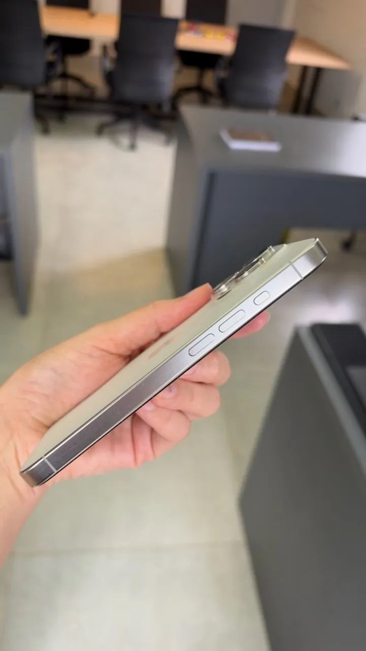 iPhone 15 pro 128gb branco  - Foto 5