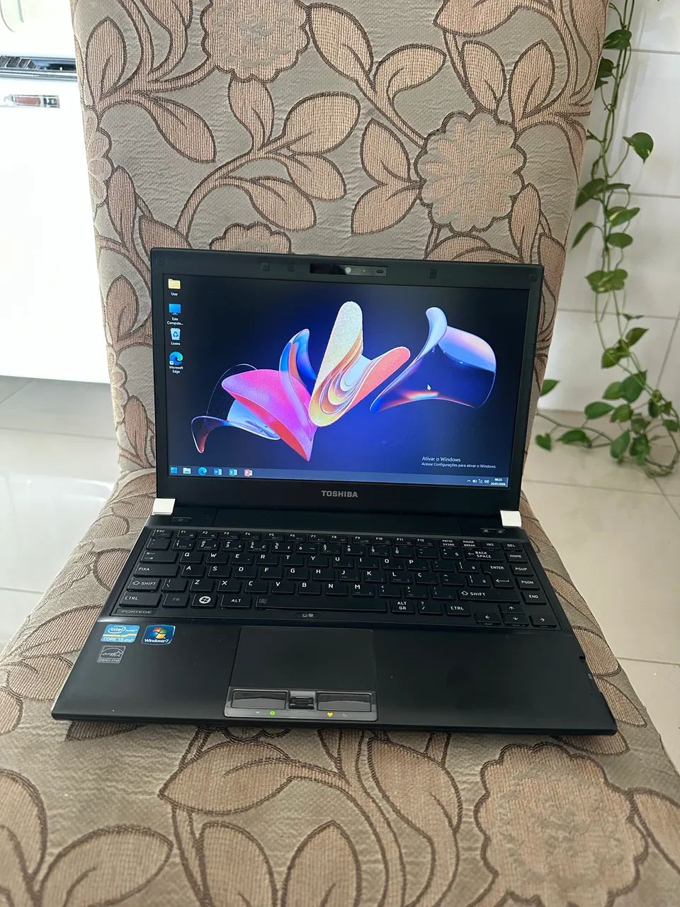 Notebook Toshiba core i5 bateria boa - Foto 2