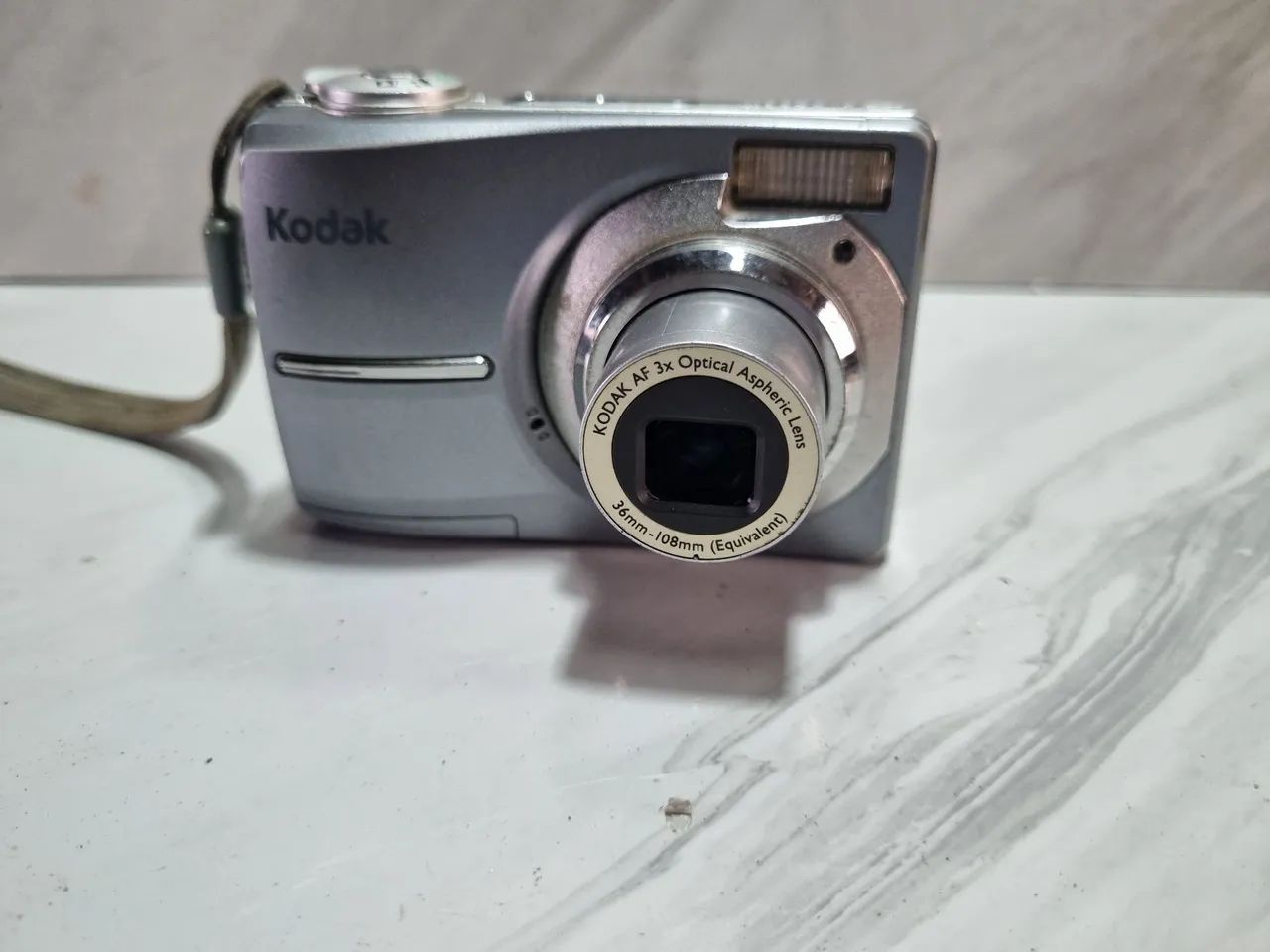Câmera digital Kodak EasyShare A813 funcionando perfeitamente 