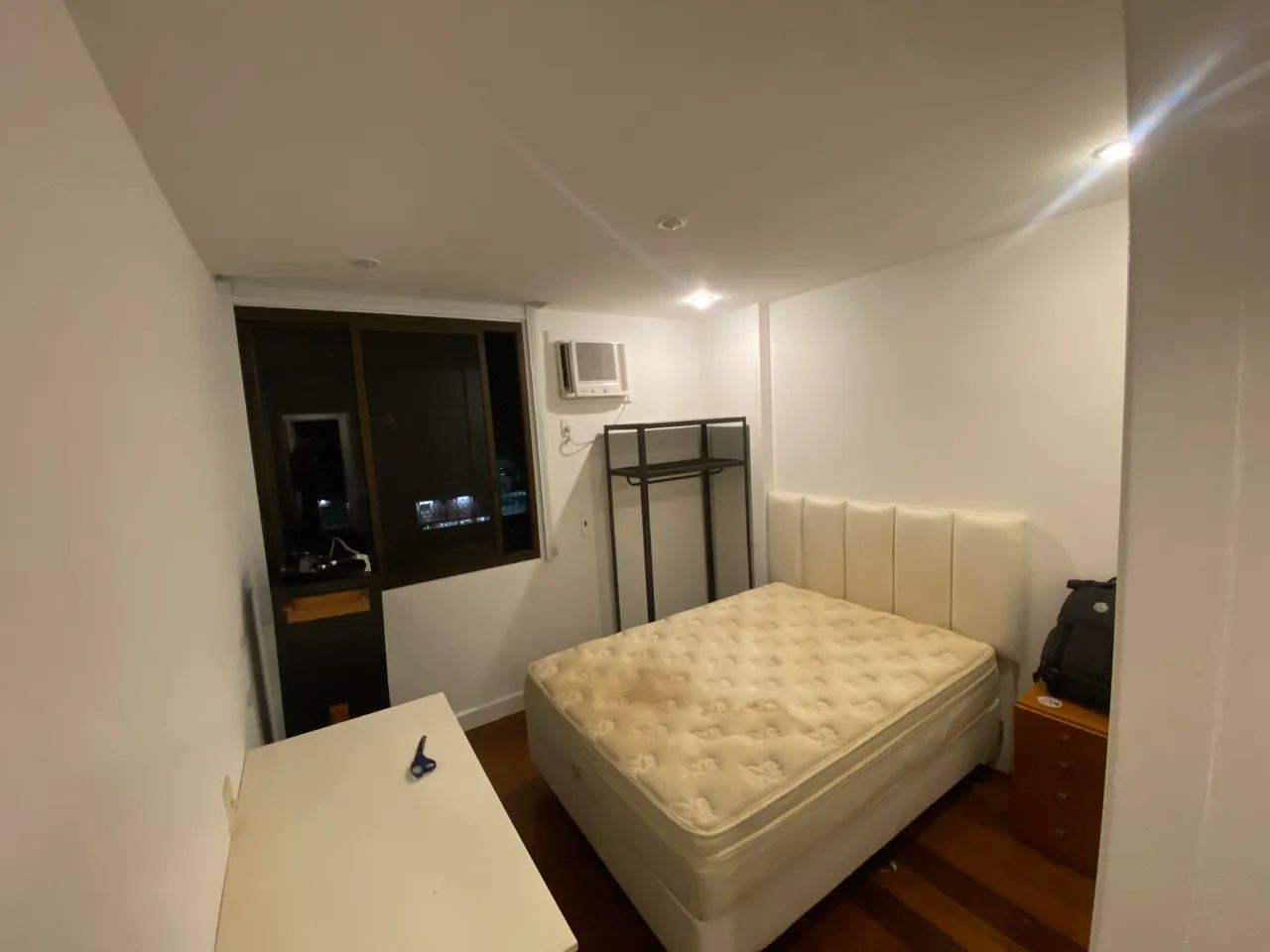 Conjunto Cama de Casal Simmons