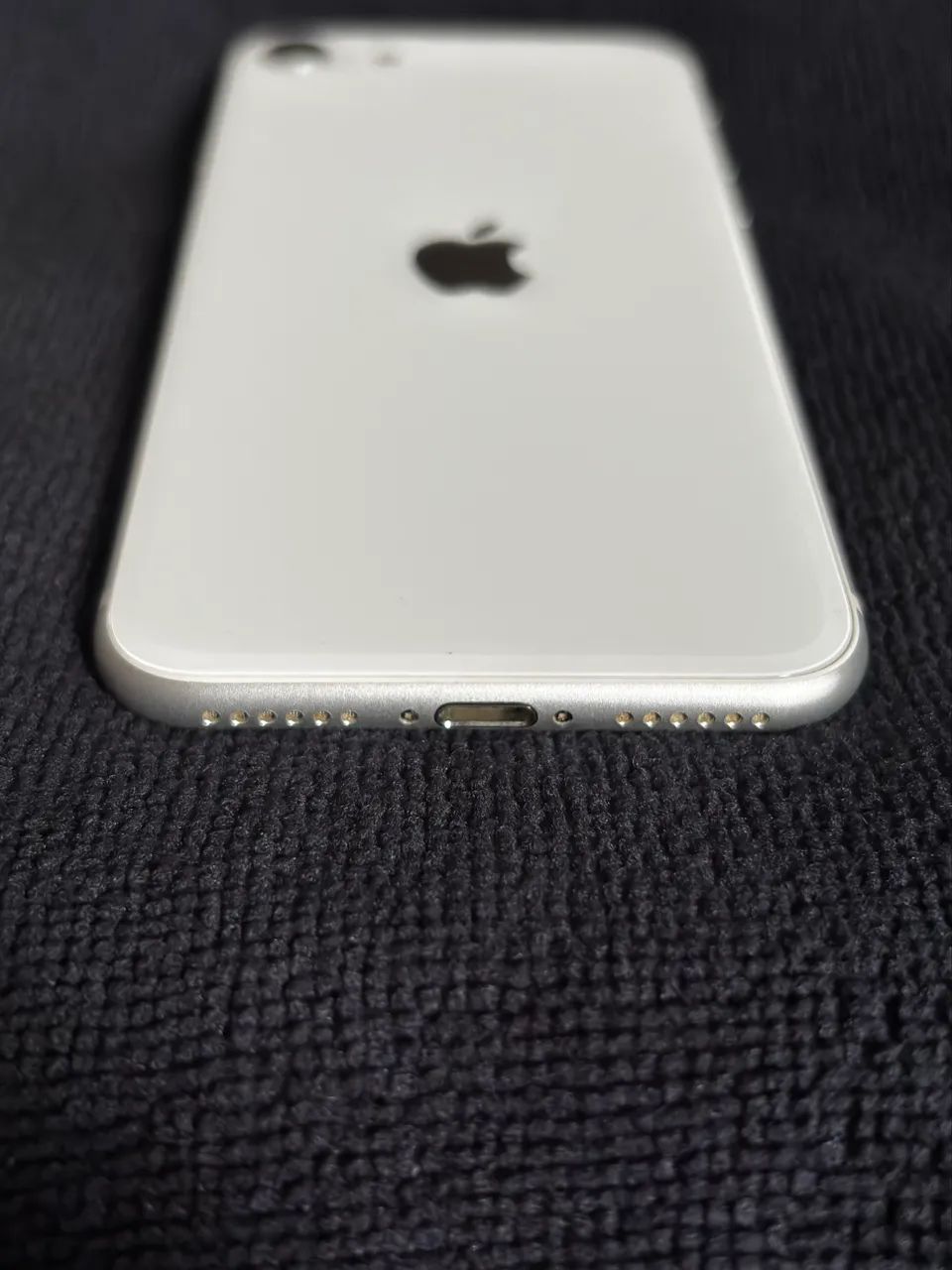 IPHONE SE 2020
