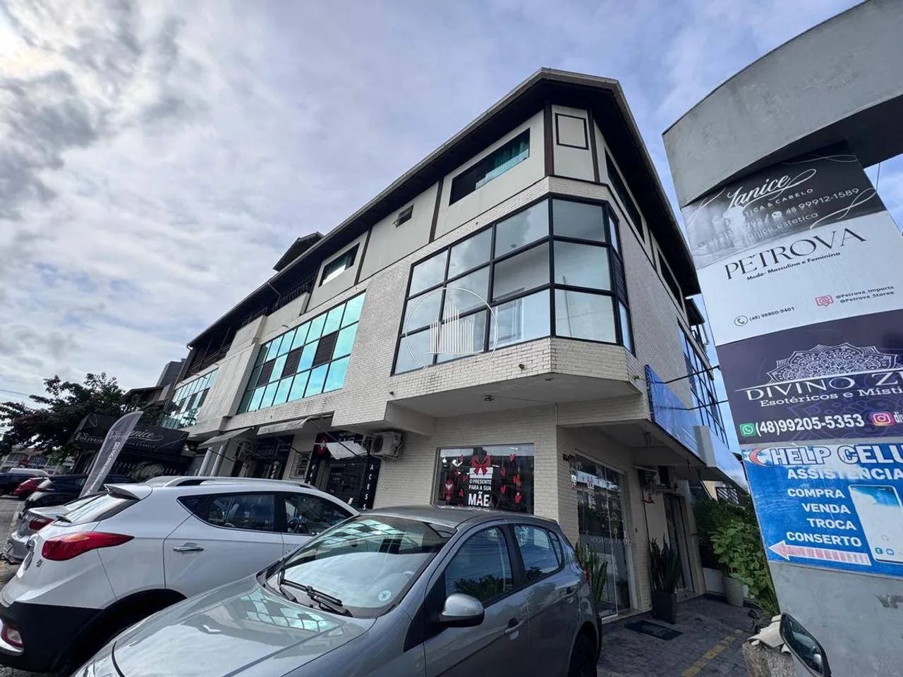 Salas Comerciais para Locação, Areias - São José