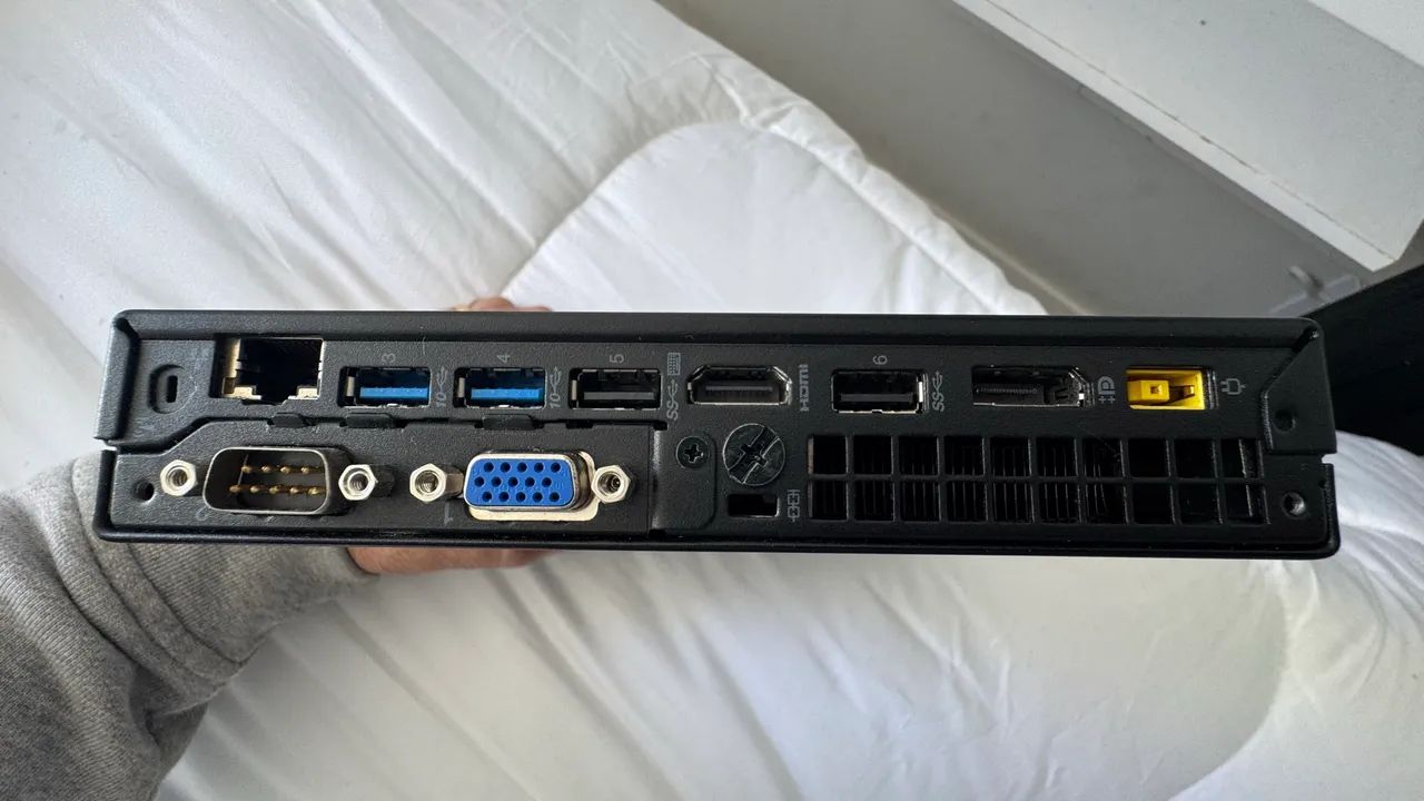 Lenovo ThinkCentre M920q - Foto 5