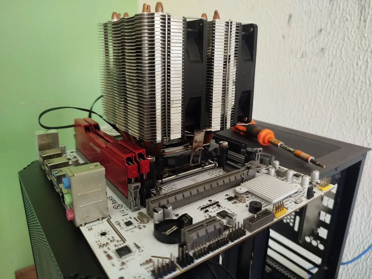 Kit xeon ótimo estado com Air cooler rgb - Foto 2