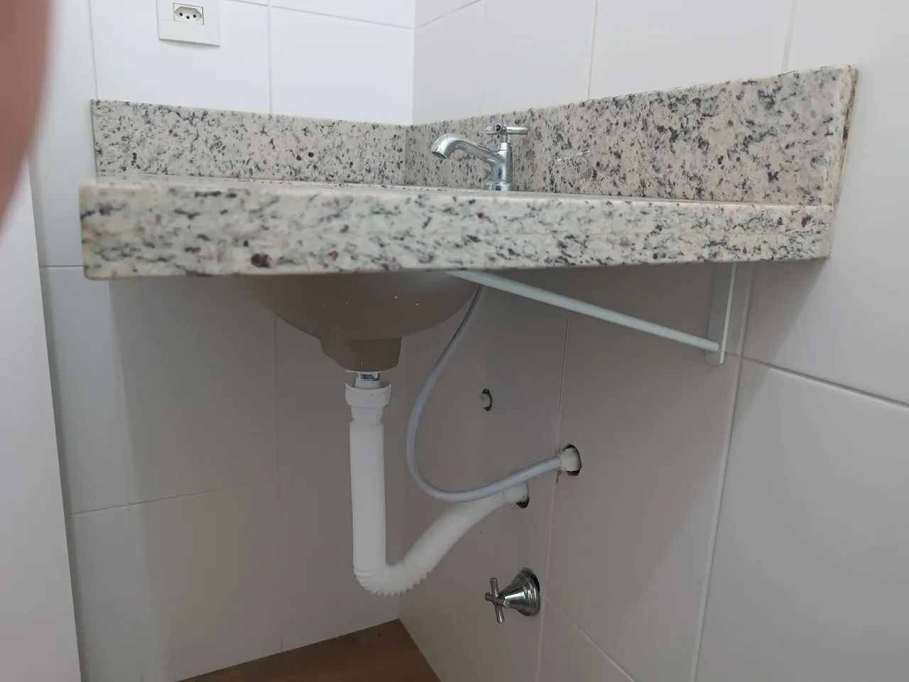 Tampo de mármore com pia - Foto 5
