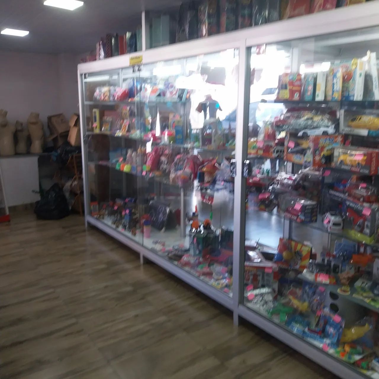 vitrine  alumínio   - Foto 3