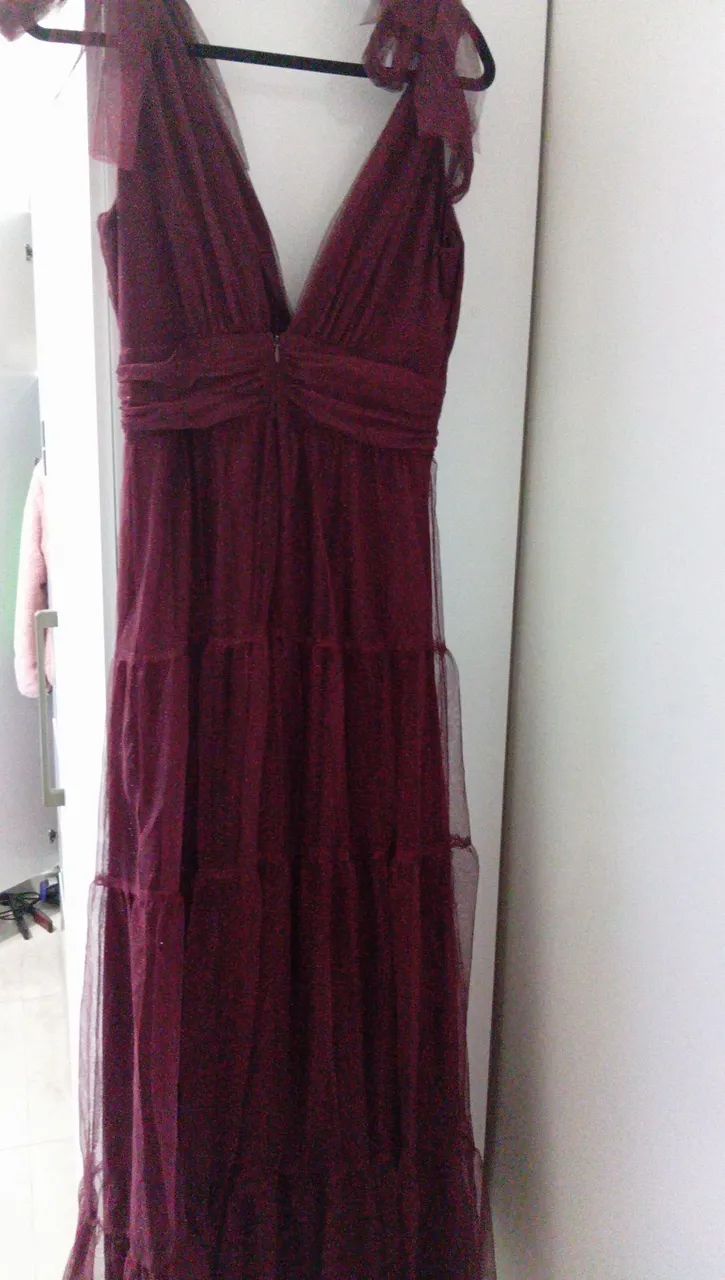 Vestido marsala de festa