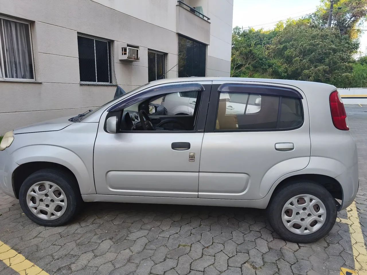 Fiat Uno UNO VIVACE/RUA 1.0 EVO Fire Flex 8V 5p 2011