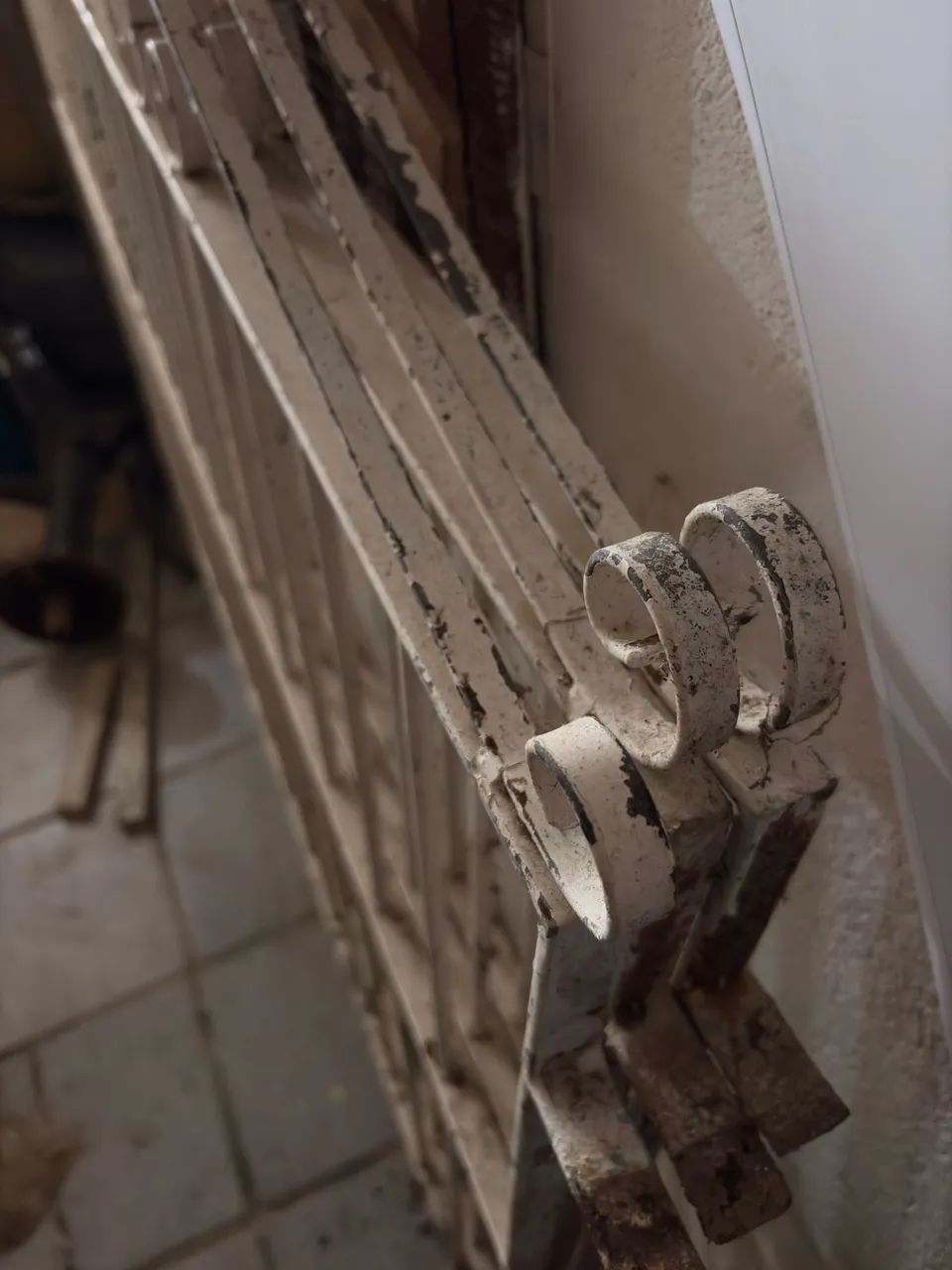 Vendo 3 grades de ferro 