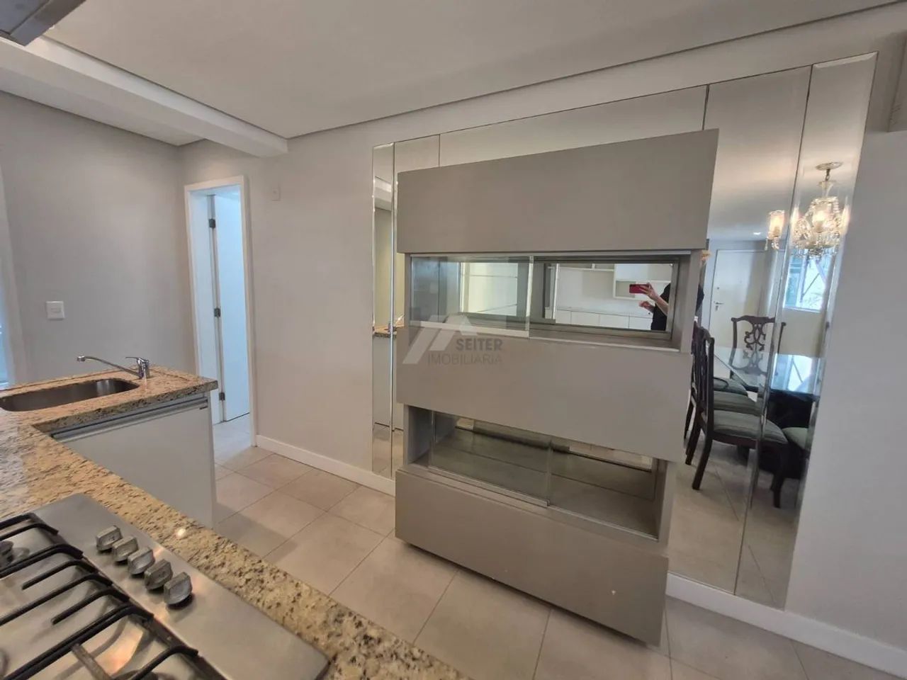 Apartamento semimobiliado 2 suites no centro para Locação 2 vagas - Foto 10