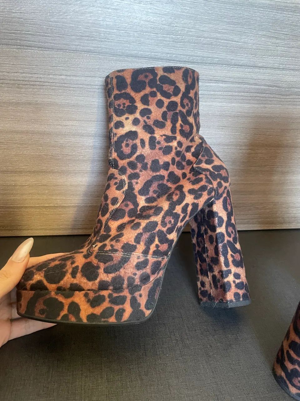 Bota animal Print - Foto 3