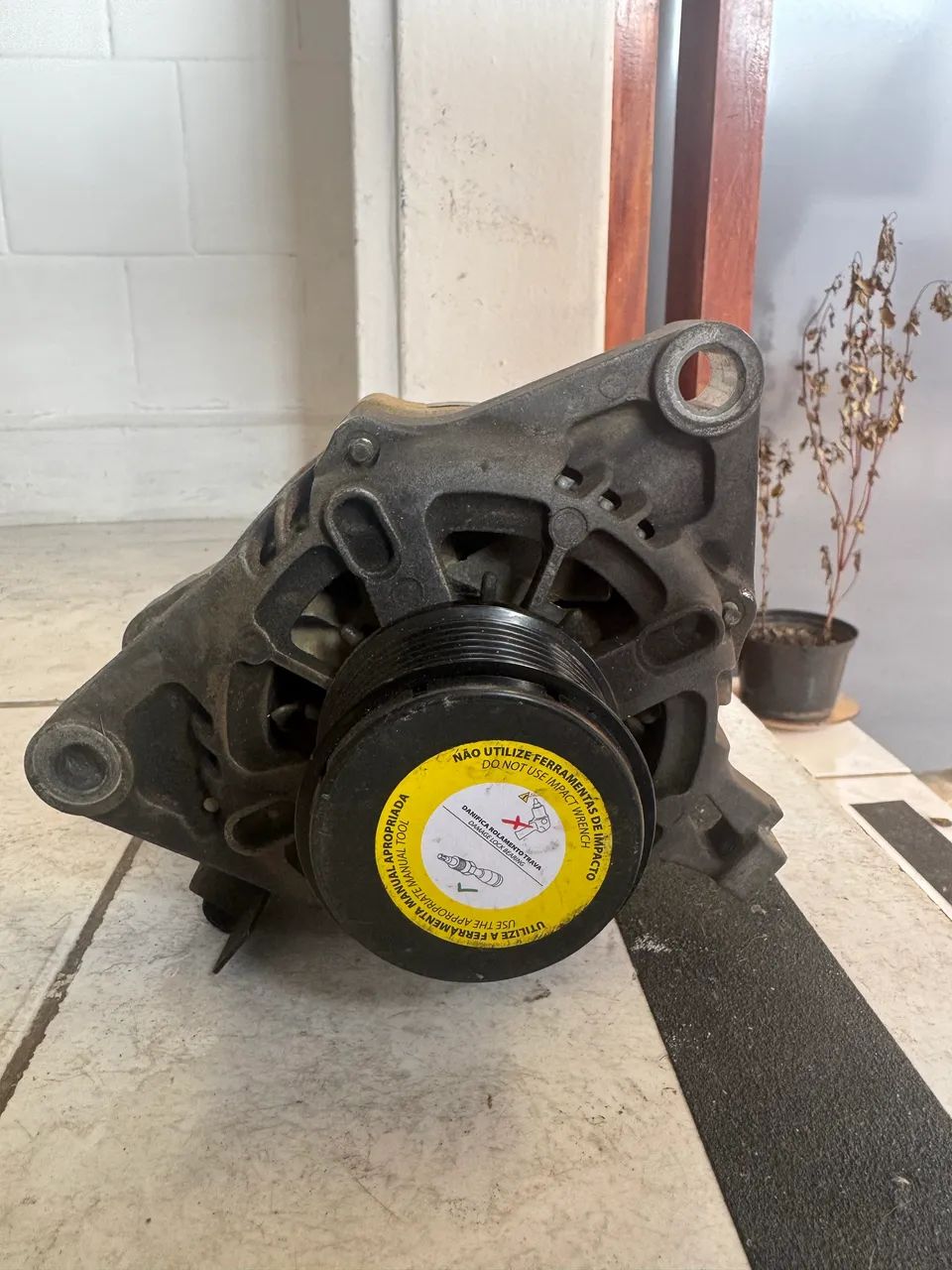 Alternador Hilux 2016 disel - Foto 3