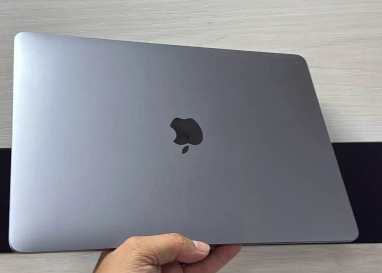 MacBook M1 Air 2020 8GB 256GB 500 Ciclos Loja física - Notebooks