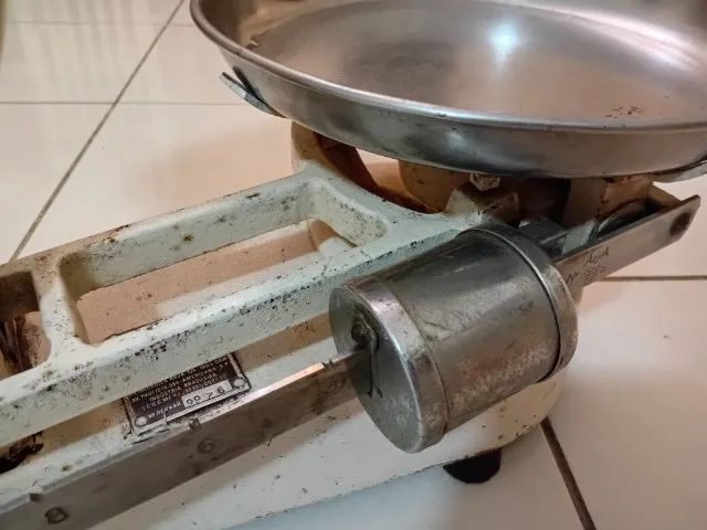 Balança Arja para 10 Kg antiga funcionando perfeitamente - Foto 4