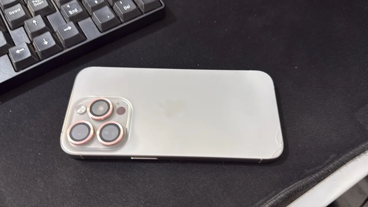 iPhone 16 pro Max - Foto 2