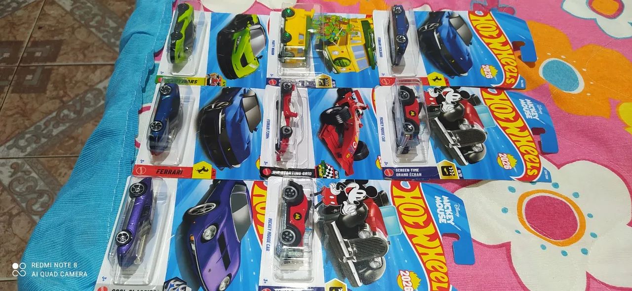 Hot Wheels lote com vários modelos  - Foto 2