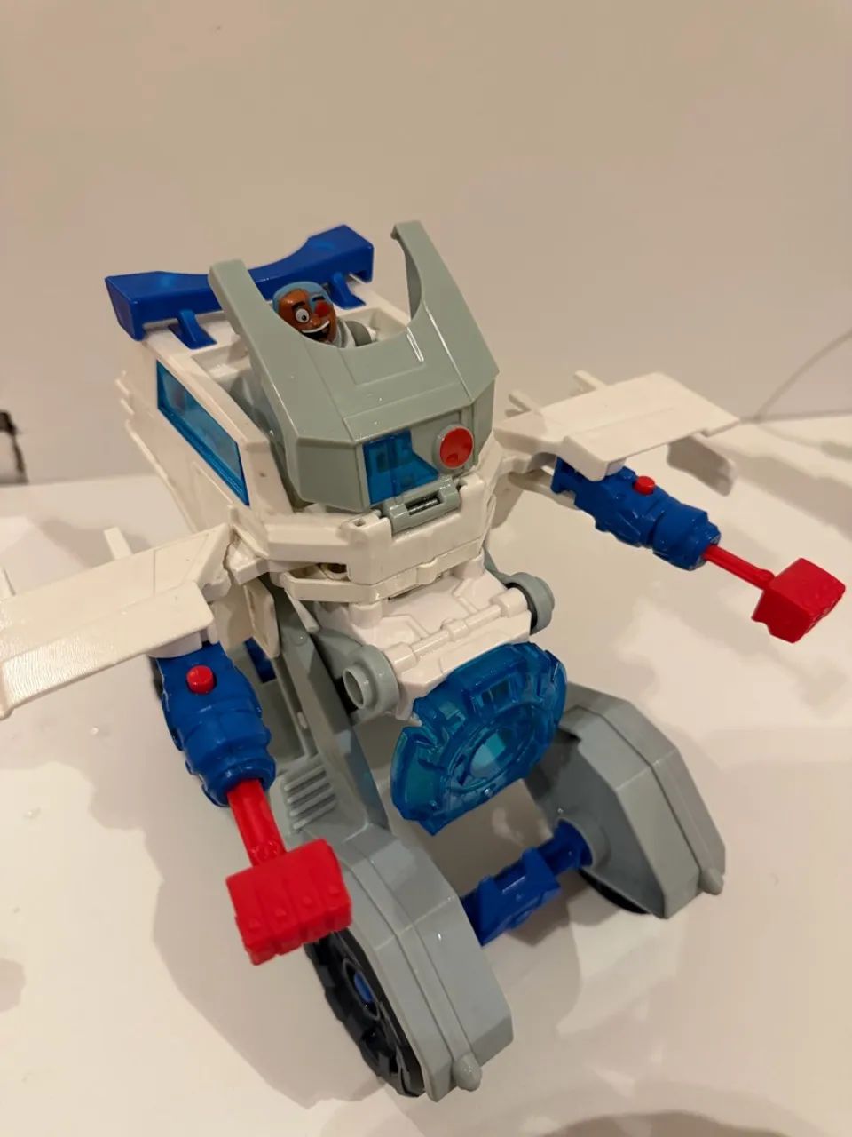 Carro e boneco Cyborg Jovens Titans Imaginext  - Foto 3