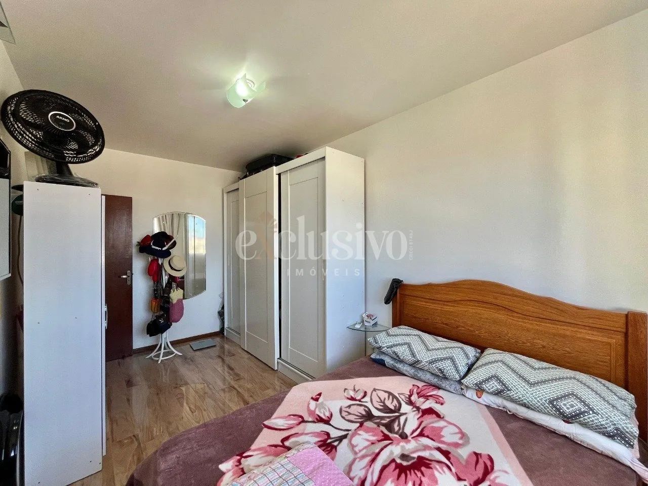Apartamento 2 dormitórios no bairro Capoeiras
