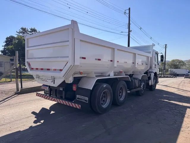 Caminhão 24250 Caçamba - Foto 4