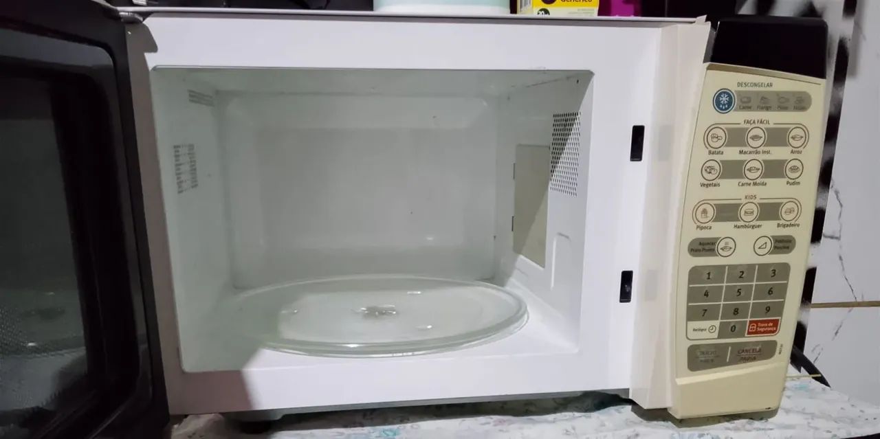 Microondas 20 litros  - Foto 2