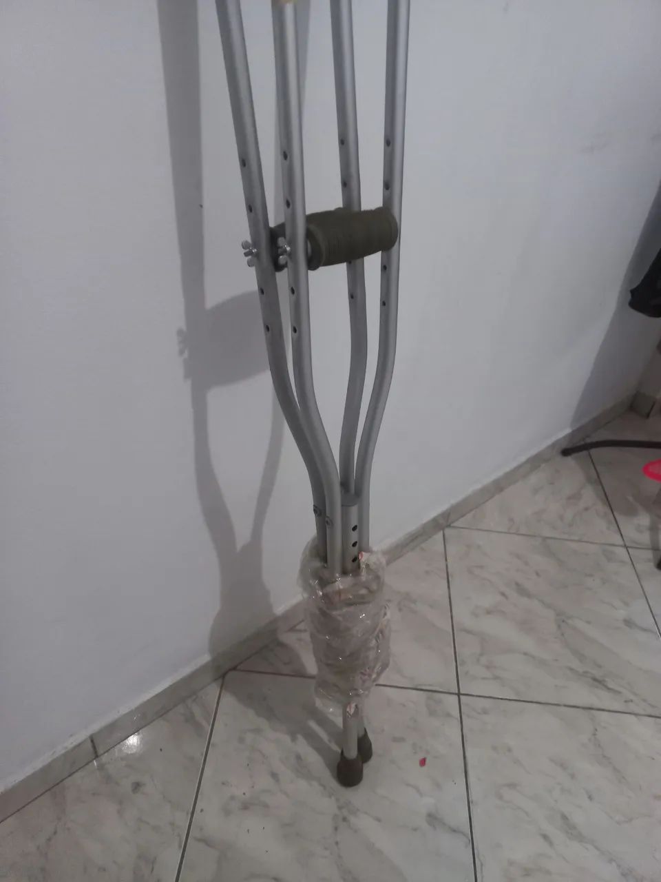 Muletas único dono e sem avaria - Foto 3
