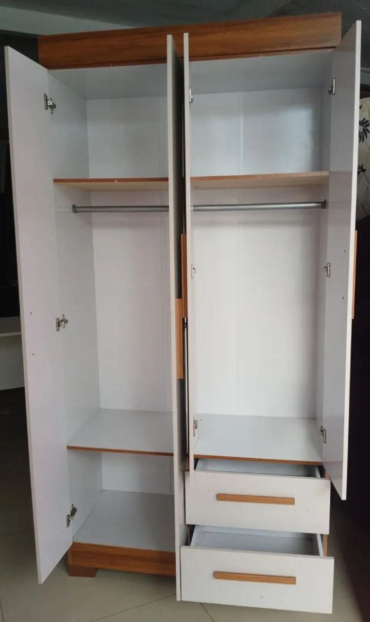 Guarda roupa (usado).  Faço a entrega *  - Foto 2