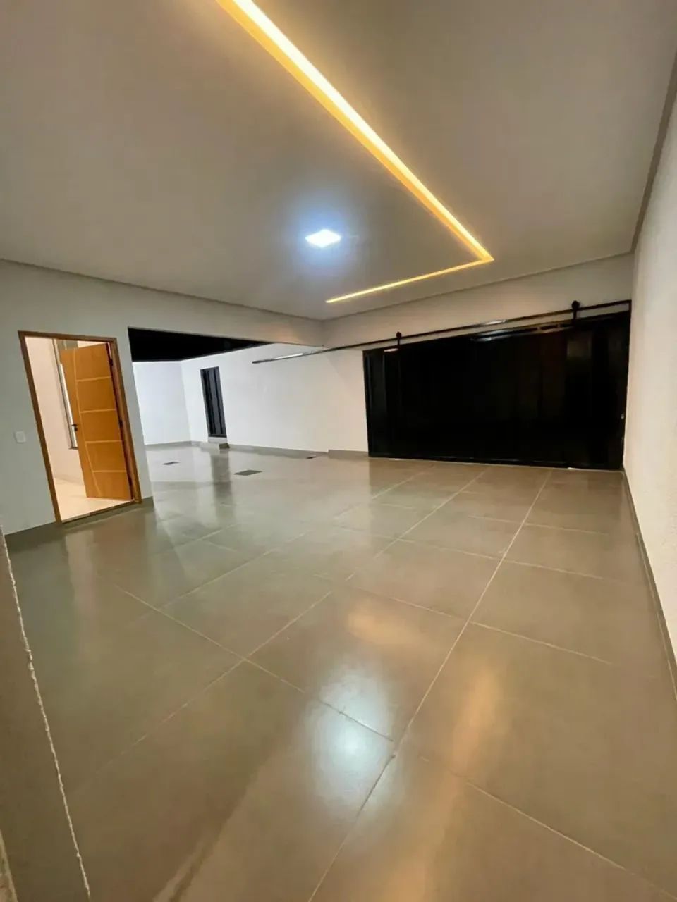 Vendo casa com 3 quartos 1 suíte de esquina em Nerópolis - Foto 2