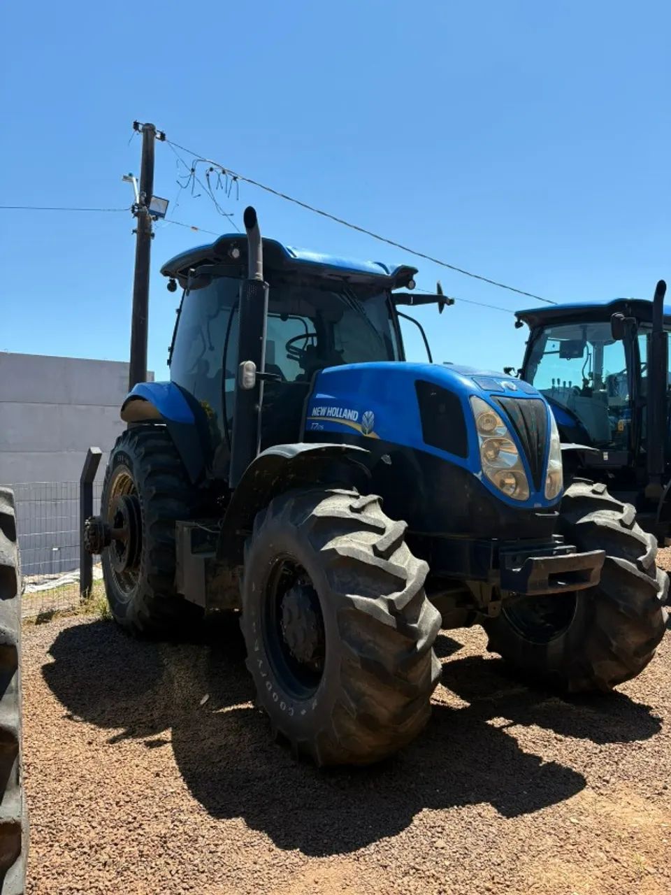 TRATOR USADO MARCA NEW HOLLAND, MODELO T7.175 - ANO 2022 - Foto 5