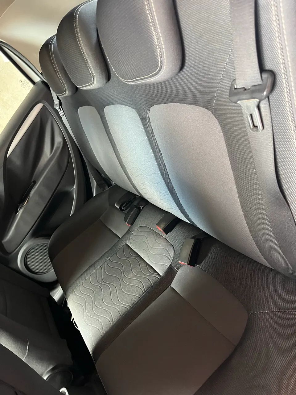 Fiat Punto Attractive 1.4 Fire Flex 8V 5P 2016 - Foto 4