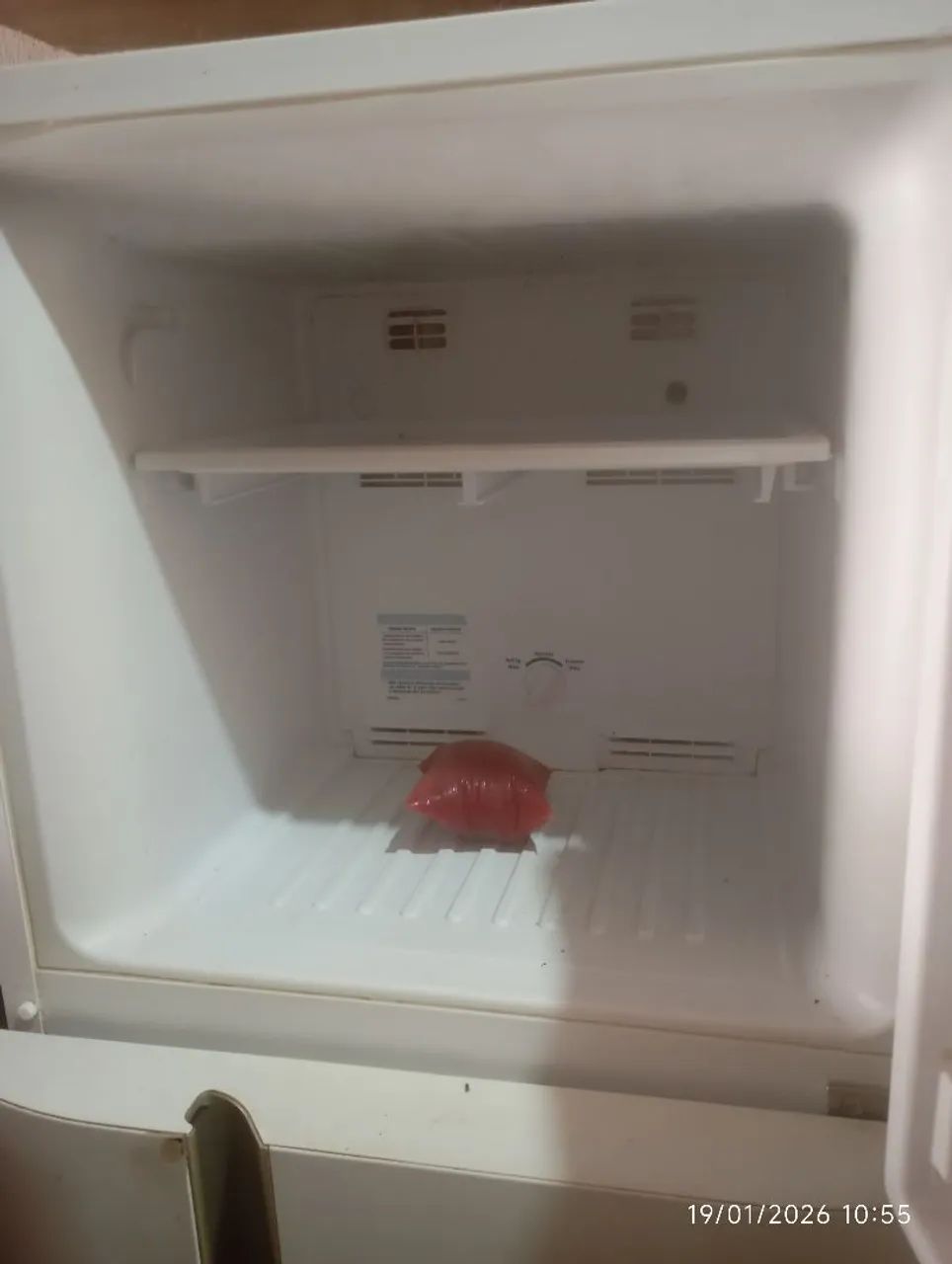 Geladeira semi nova - Foto 2