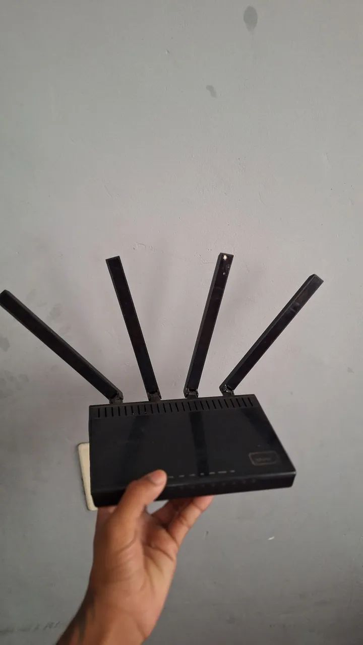 Roteador 4 antenas
