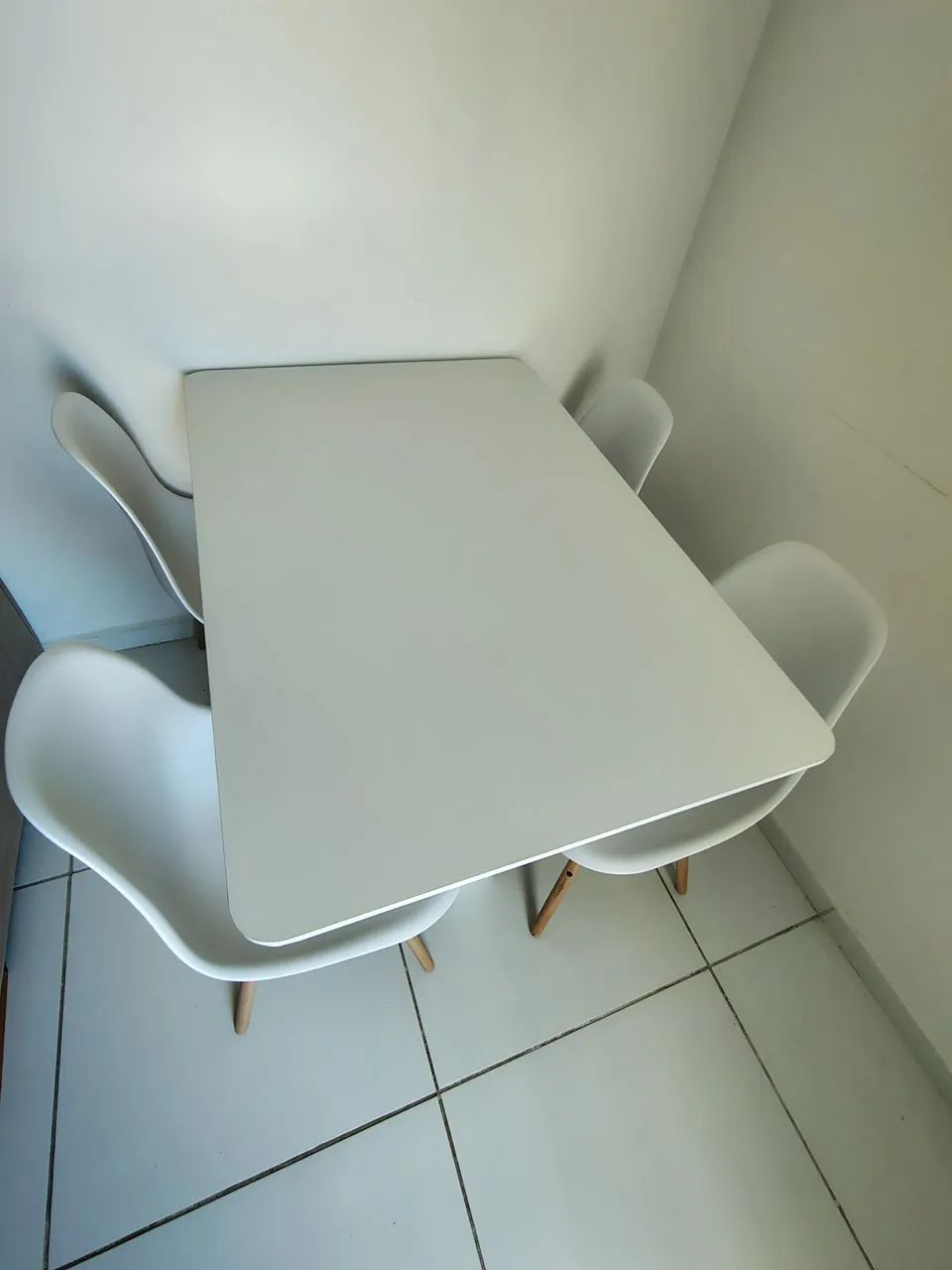 MESA DE JANTAR 100%MDF