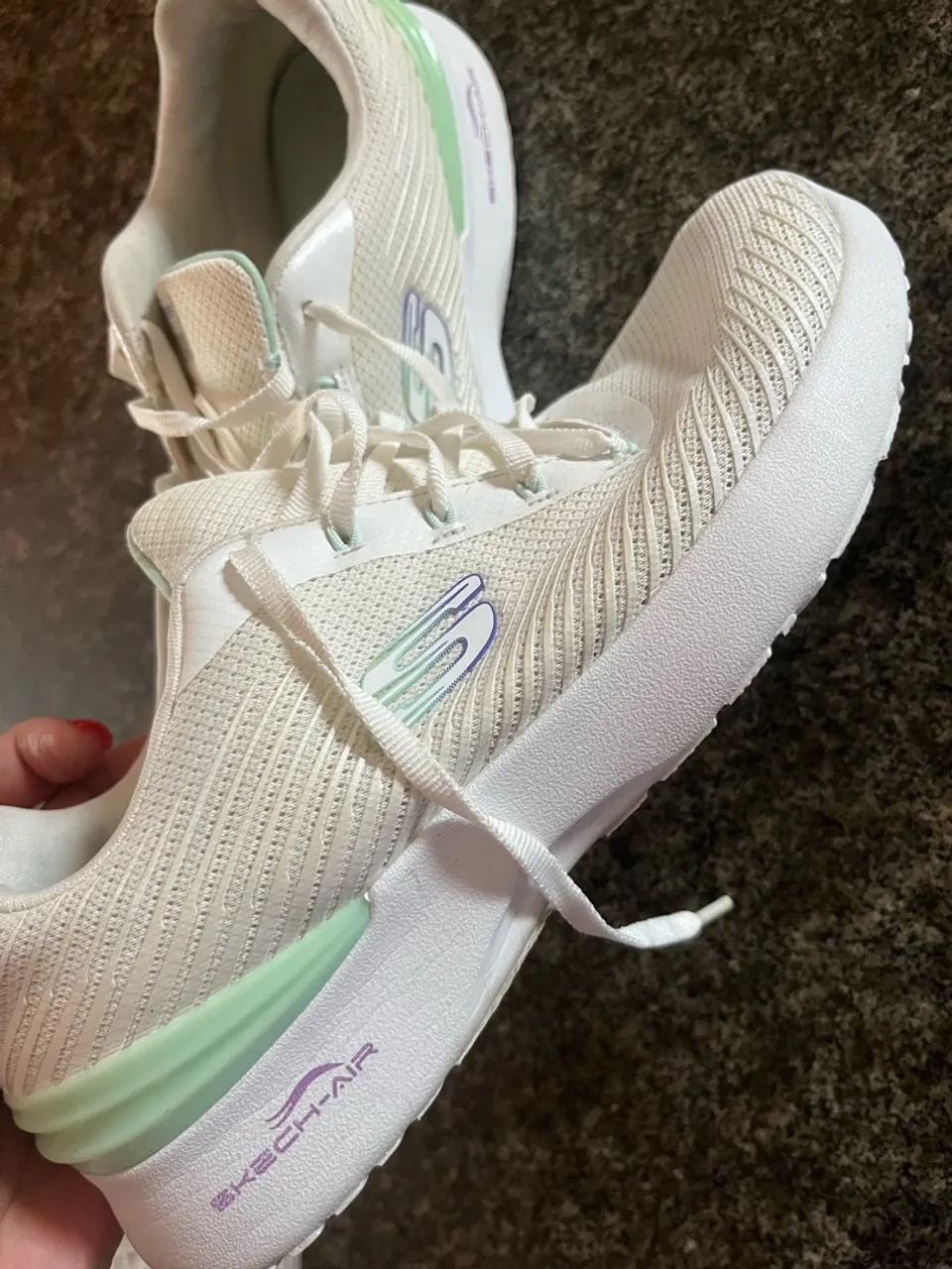Tênis Skechers
