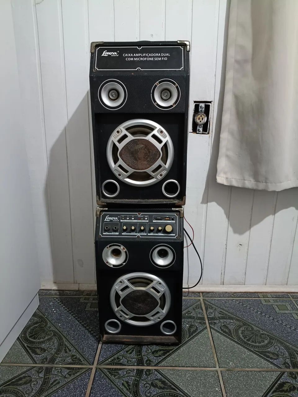 Vendo caixa de som 454806852537559041