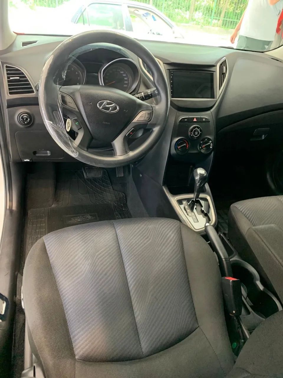 Hyundai HB20 C.style/c.plus 1.6 Flex 16V Aut. 2013 - Foto 7
