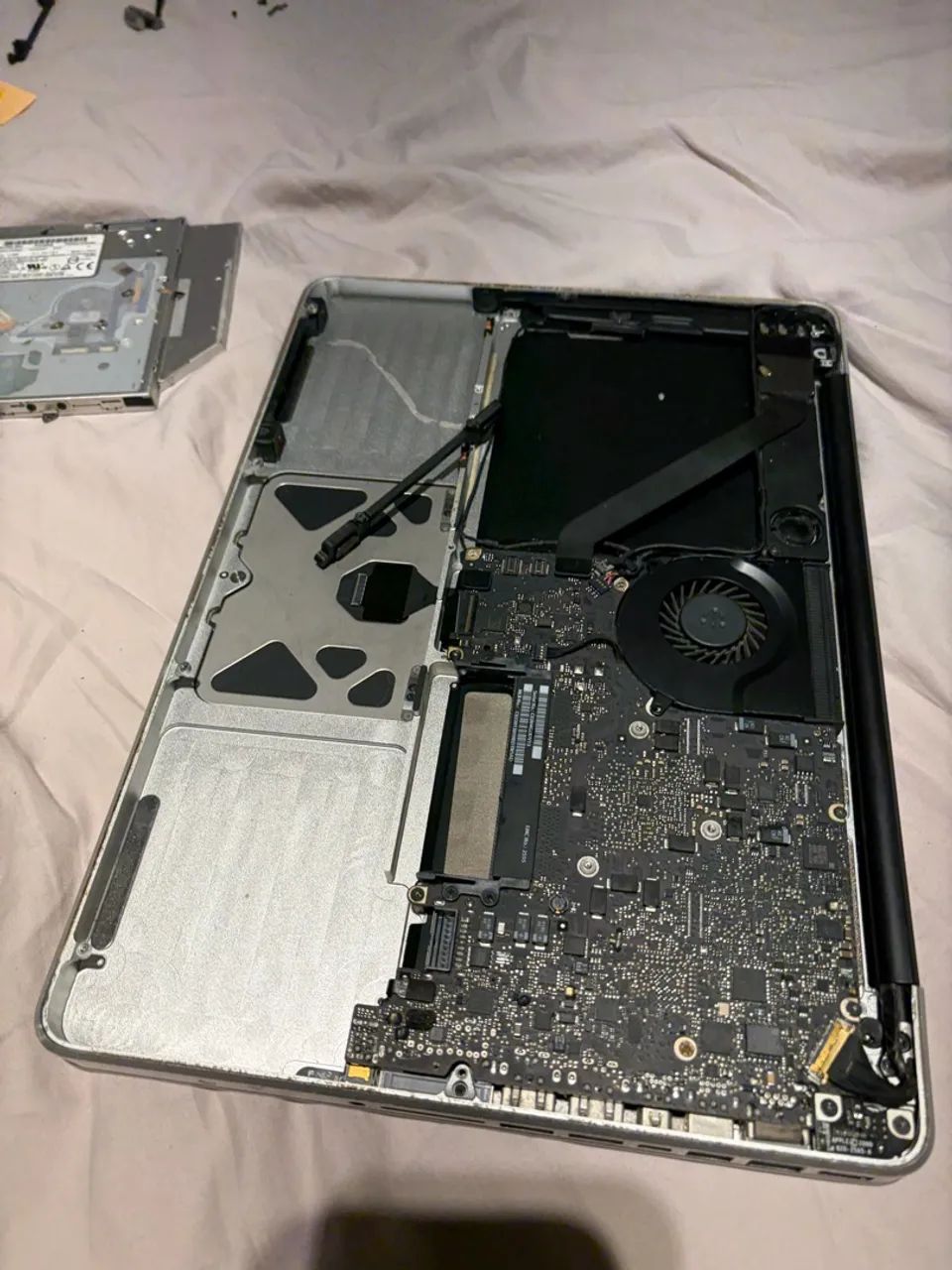  MacBook Pro a1278 - Carcaça   - Foto 3