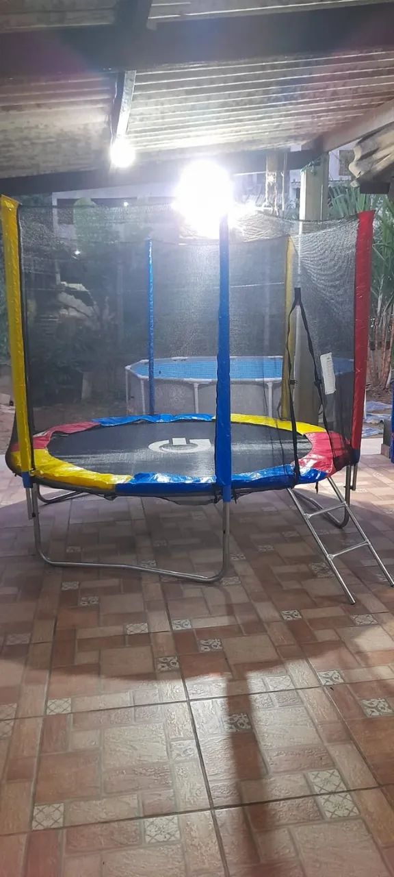 Aluguel de Cama Elástica - Pula Pula e Piscina de bolinhas - Foto 2