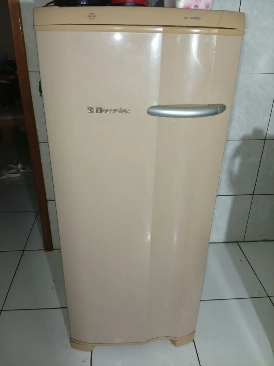 Freezer Eletrolux em ótimo estado 