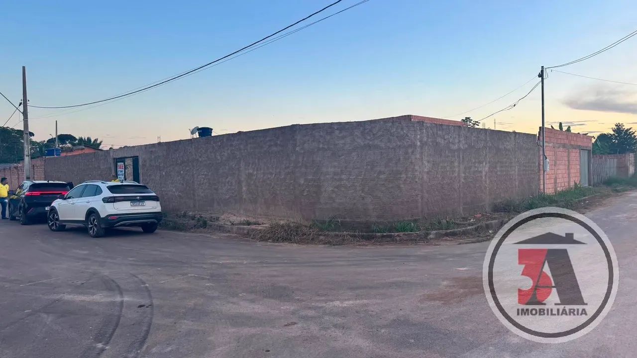 Lote Esquina com 12x30 Murado - Foto 2
