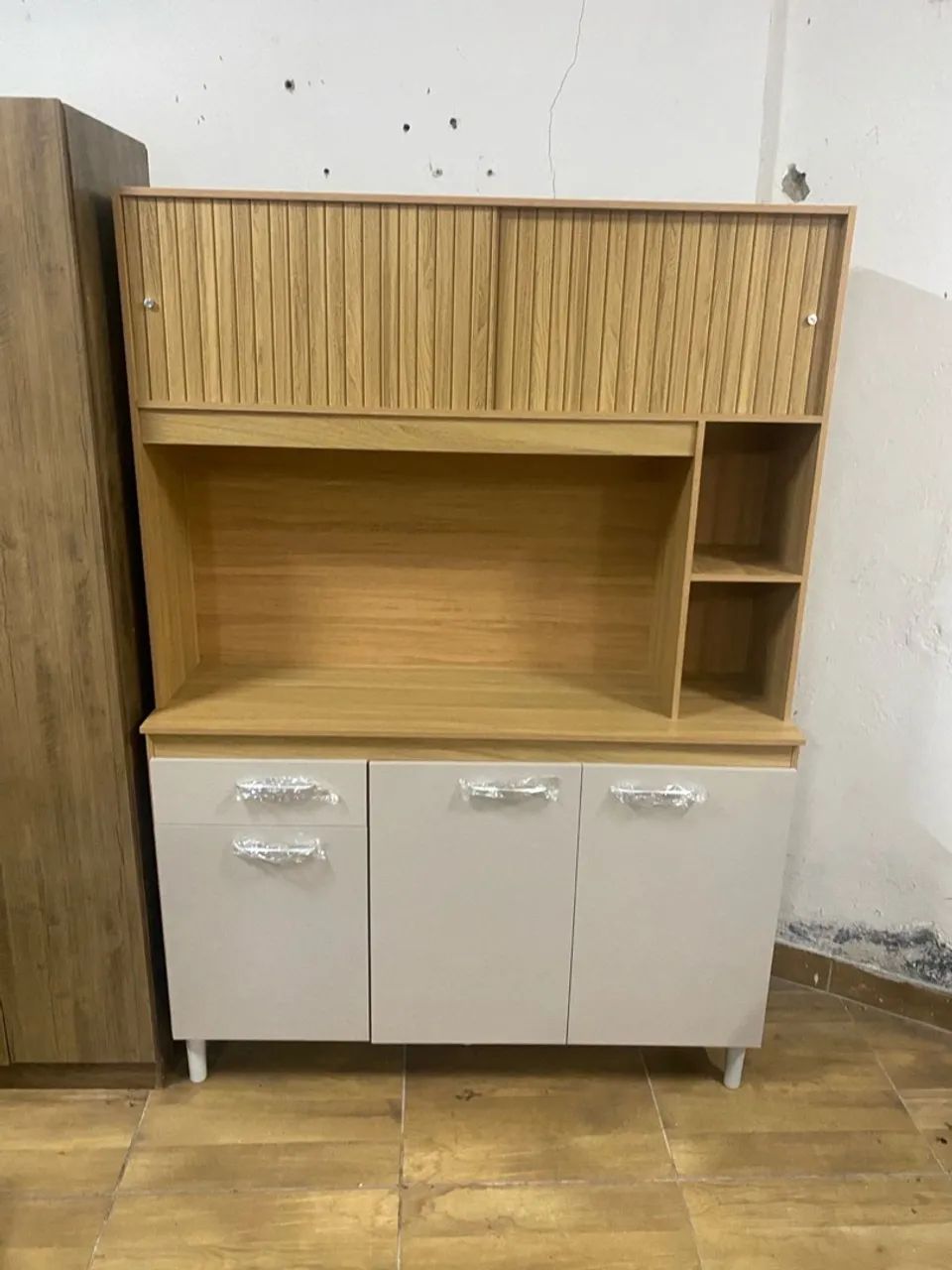 Armários de cozinha novos 