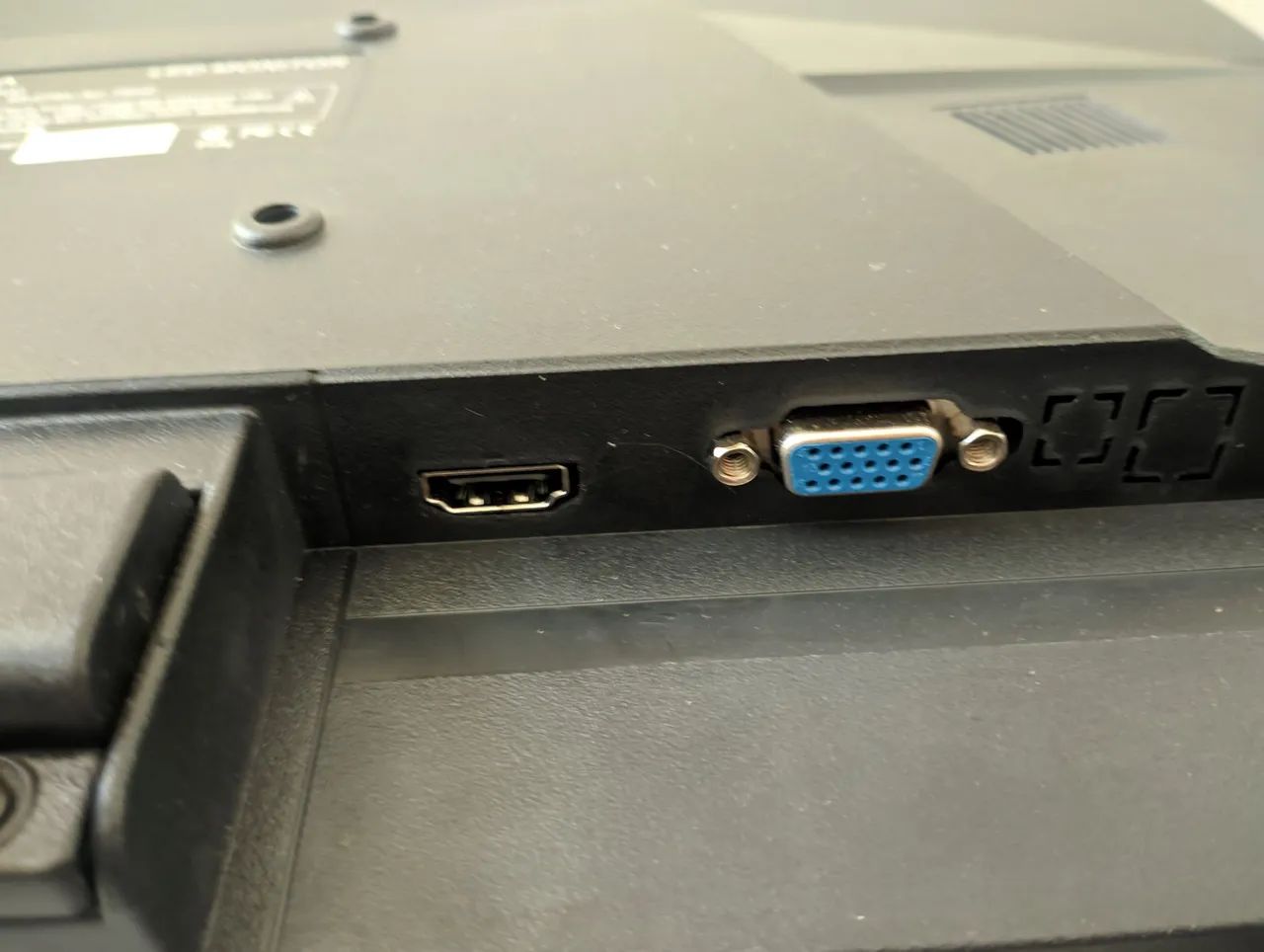 Monitor de 19 polegadas 75htz marca ultra - Foto 3
