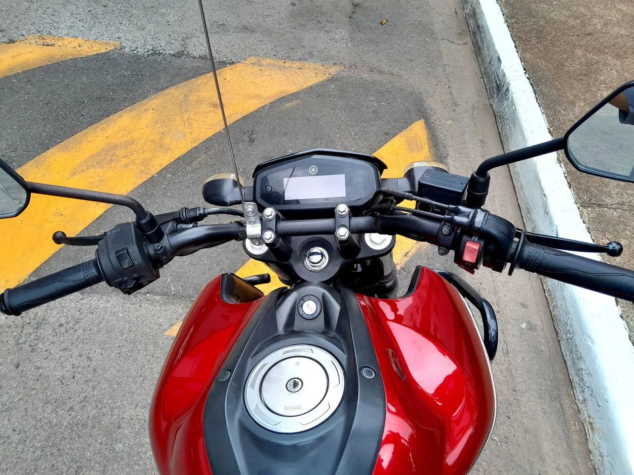 yamaha  - Foto 3