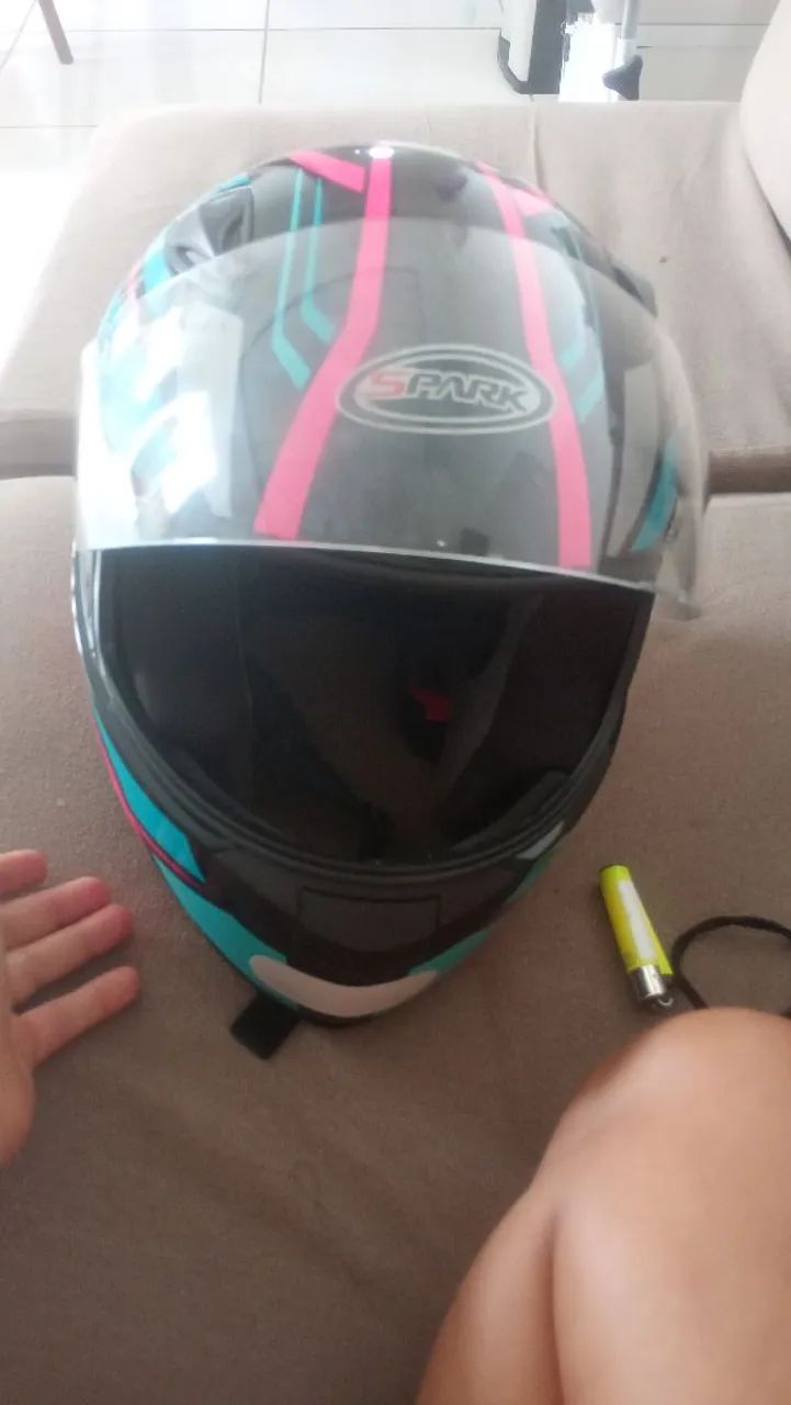 Capacete Feminino para Motociclista  - Foto 2