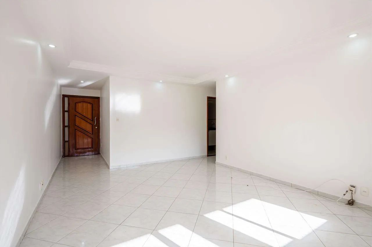 APARTAMENTO 95M² - 2 Qts e 1 escritorio - SQS 104 BLOCO A - Foto 2