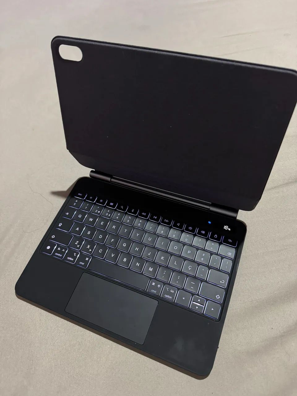 Capa para iPad com Teclado Bluetooth - Foto 2