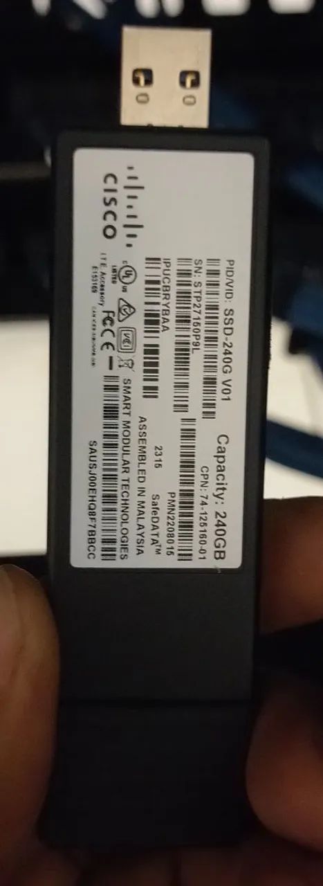 Cisco pendrive Modelo (PID): SSD-240G V01<br>?Capacidade: 240 GB
