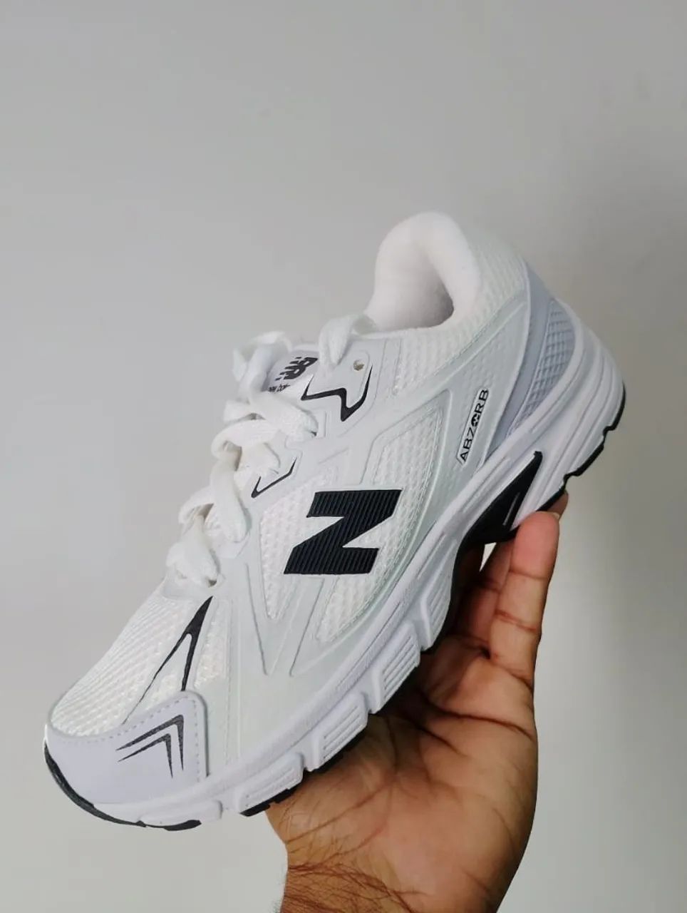 Tênis New Balance Preto e Branco  - Foto 2