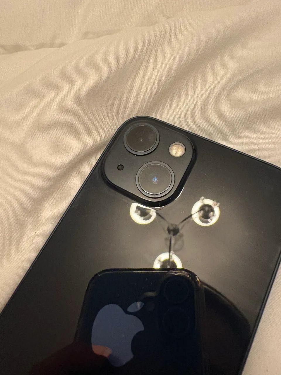 Vendo Iphone 13 128gb preto em perfeito estado - Foto 5