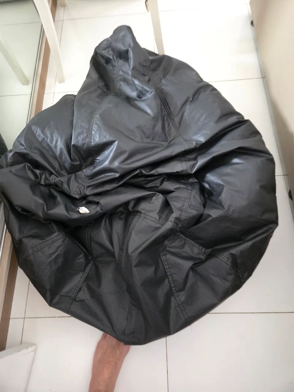 Puff redondo preto - Foto 3